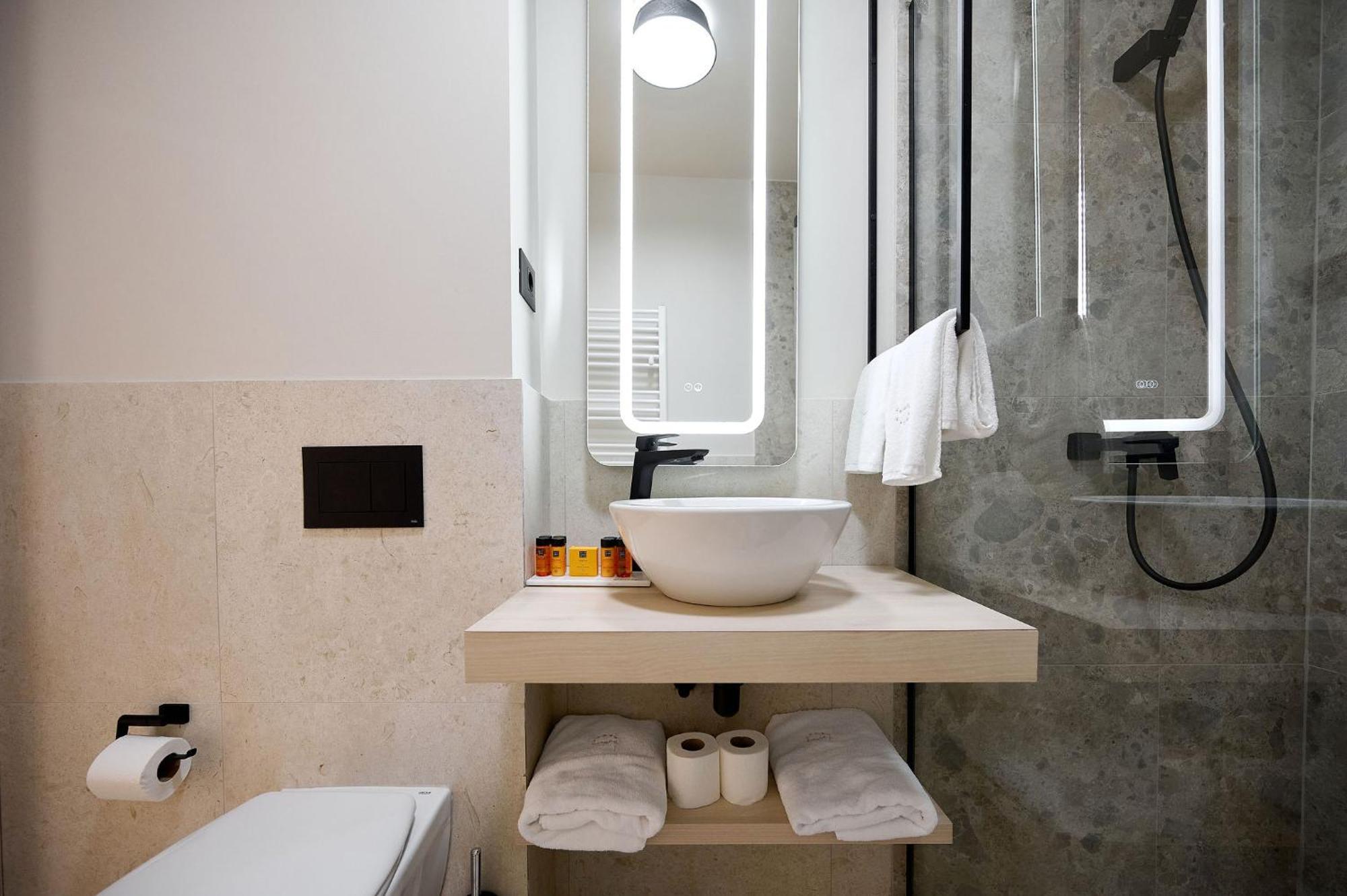 Alezzi Infinity Aparthotel & Spa Năvodari Exterior foto